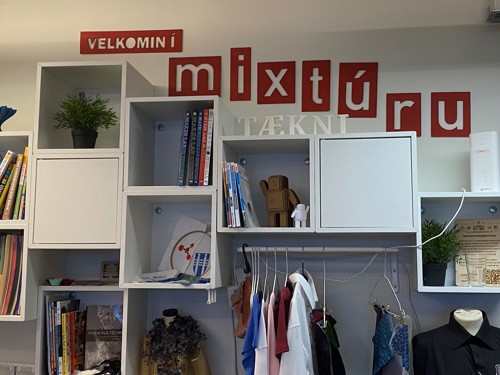 On our tour of the campus, we were also introduced to Mixtura, which is a community operated makerspace hosted at HI, for both the B.Ed. students and community to share.